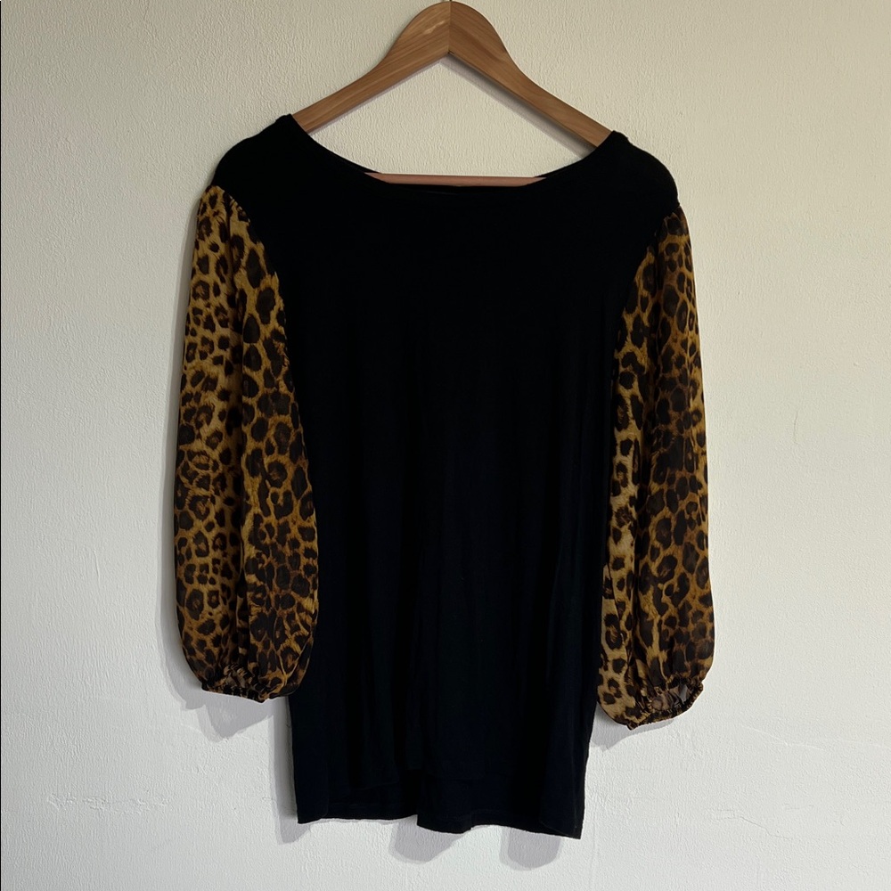 Kim & Cami Black Top with Leopard Print Sleeves